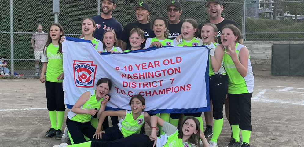 Daisies are 2023 D7 AAA Softball TOC champs!